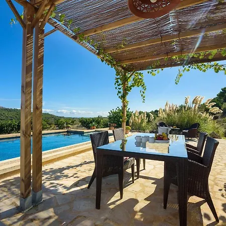 Ses Figueres Villa *