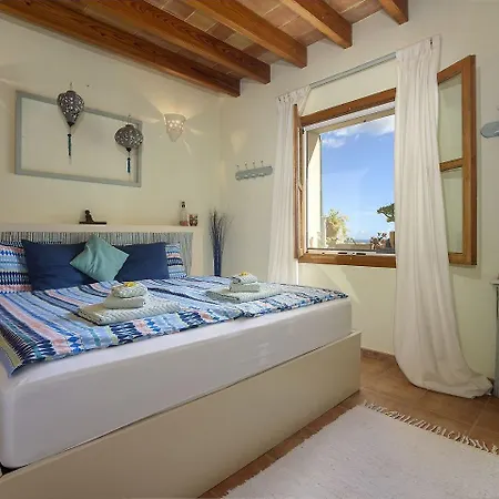 Ses Figueres Villa *